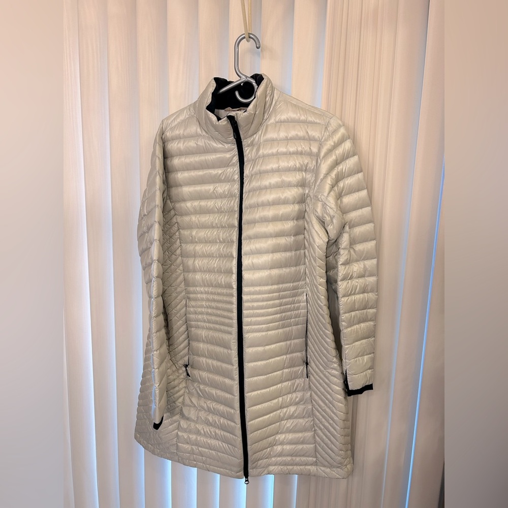 Duluth Trading goose down puffer coat women’s XL worn twice like new off-white